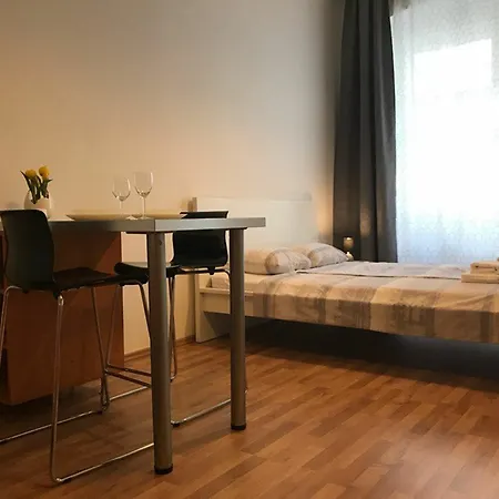 Slavojova * Prague